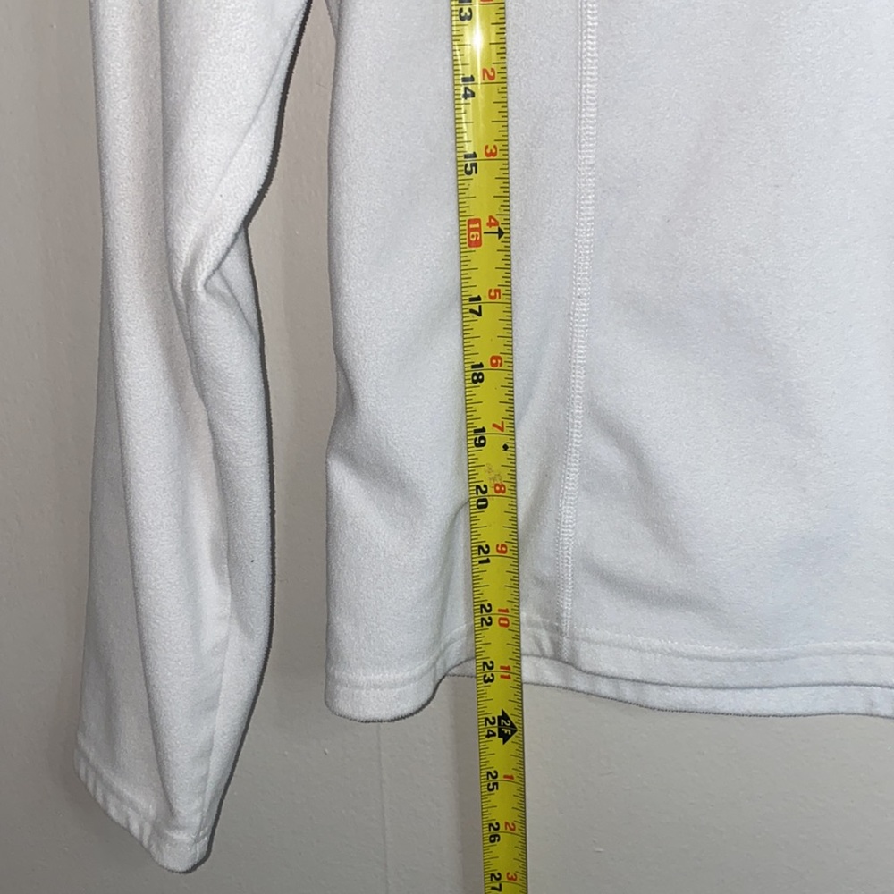 💋Quarter zip North Face White Pullover! - Picture 4 of 8
